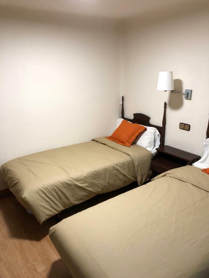 Hostal Di Verena Puigcerdà Dış mekan fotoğraf