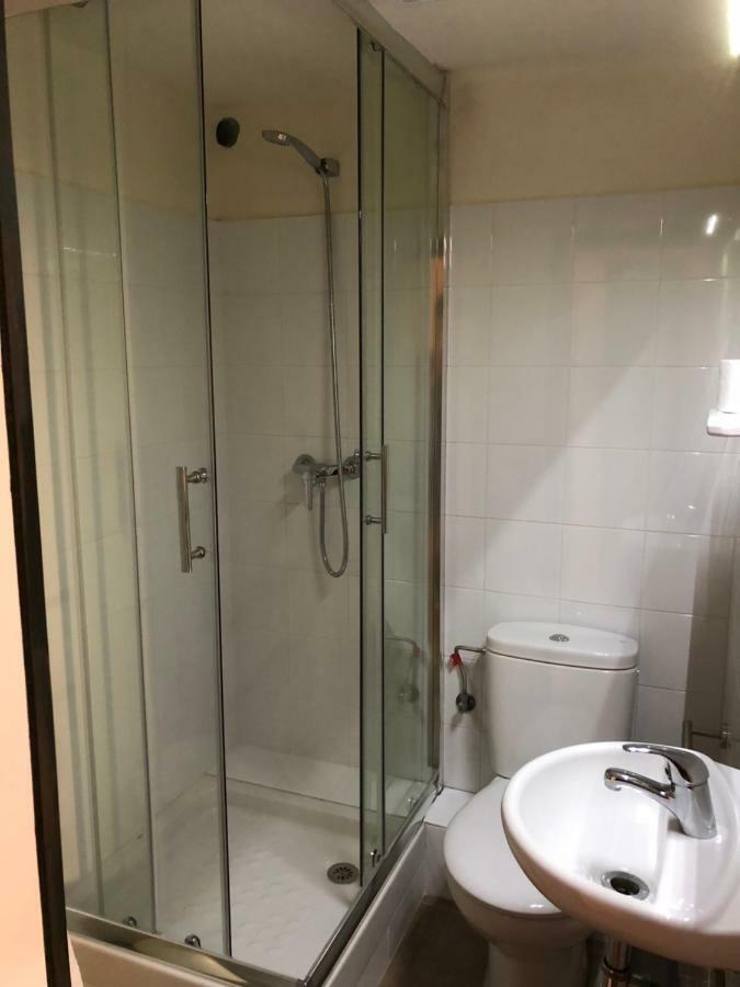 Hostal Di Verena Puigcerdà Dış mekan fotoğraf