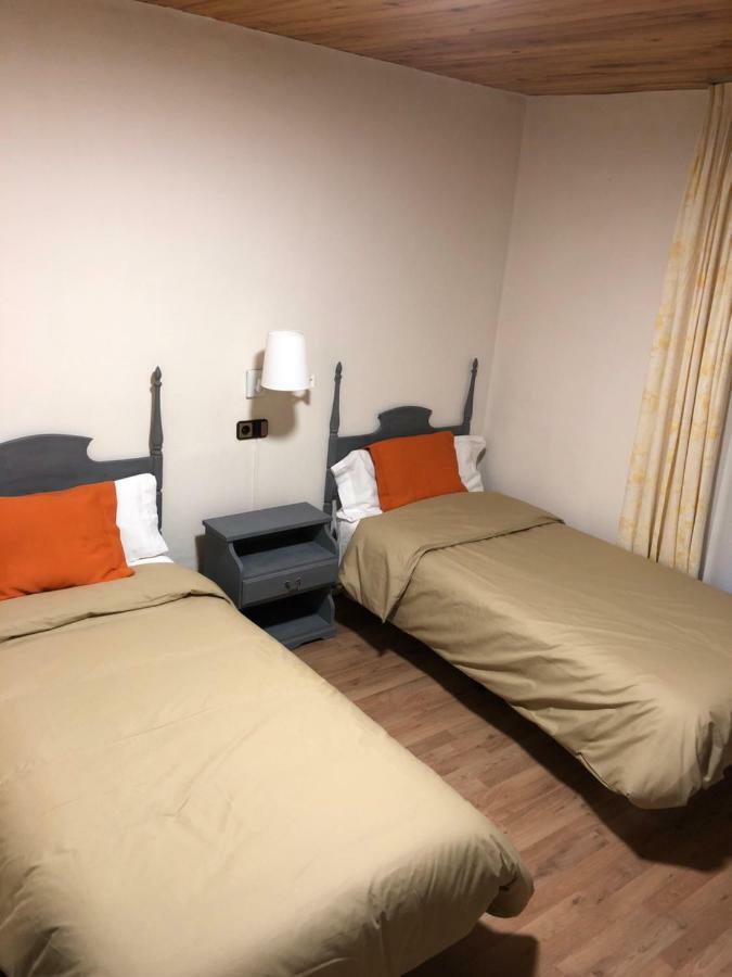 Hostal Di Verena Puigcerdà Dış mekan fotoğraf
