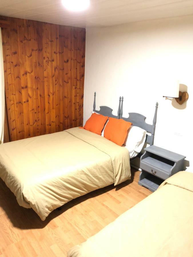 Hostal Di Verena Puigcerdà Dış mekan fotoğraf
