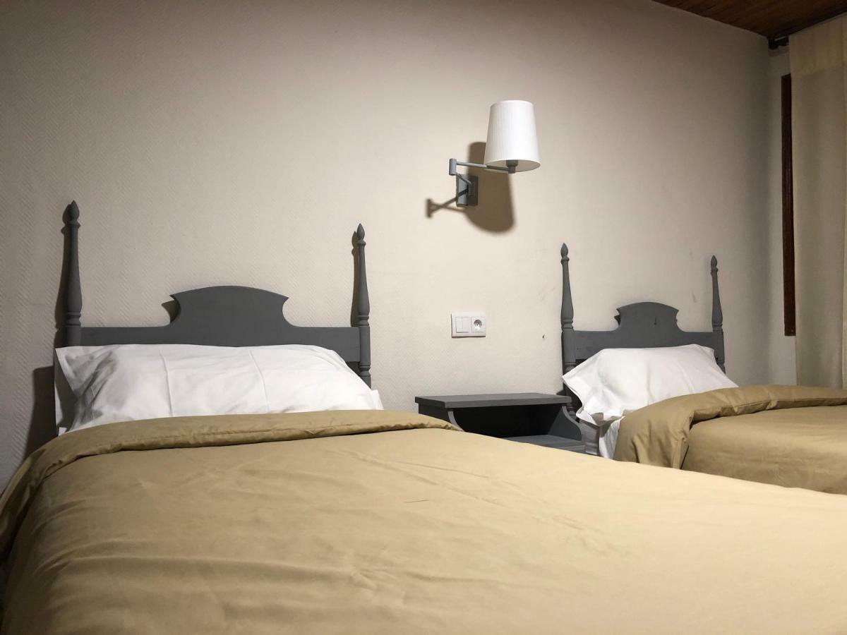 Hostal Di Verena Puigcerdà Dış mekan fotoğraf