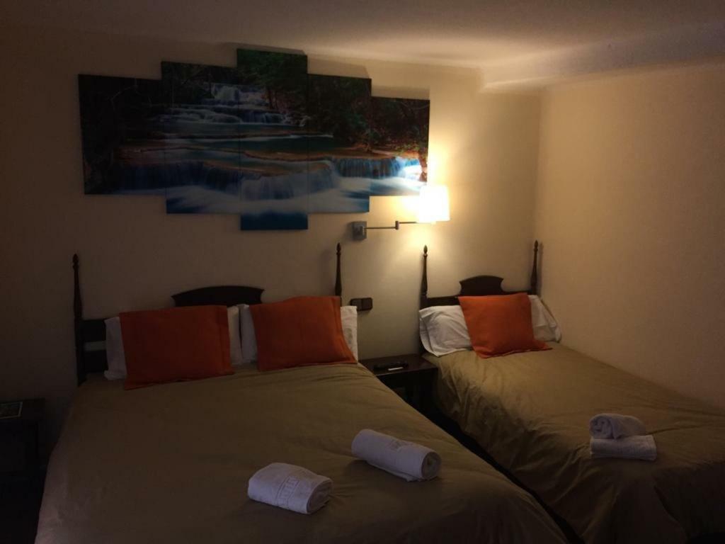 Hostal Di Verena Puigcerdà Dış mekan fotoğraf