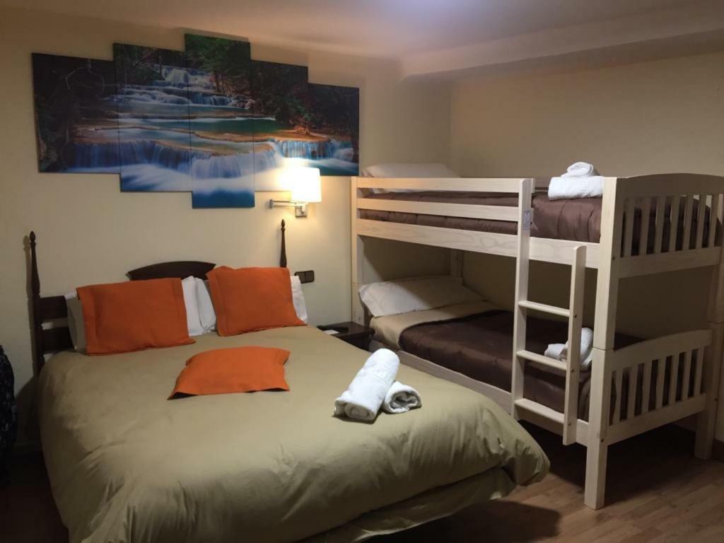 Hostal Di Verena Puigcerdà Dış mekan fotoğraf