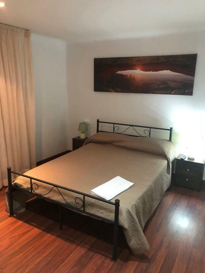 Hostal Di Verena Puigcerdà Dış mekan fotoğraf